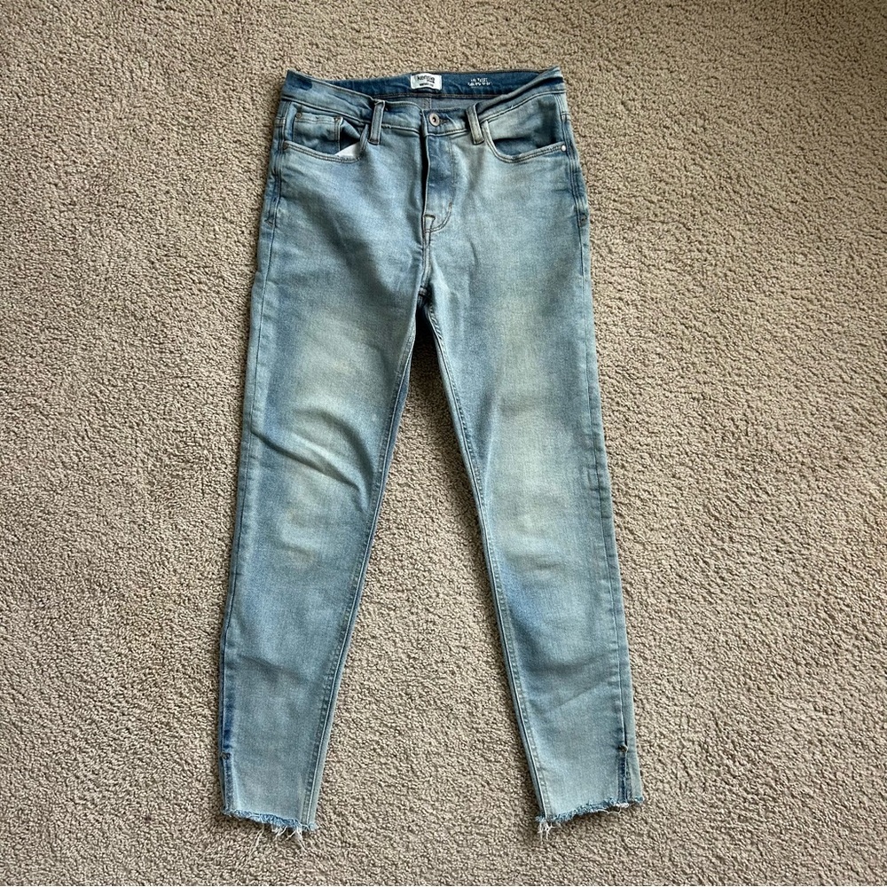 Kenzie Women's Light Blue Jeans size 27